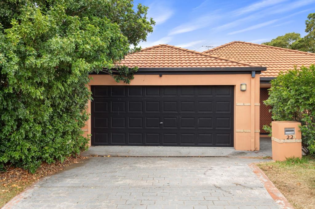 22 Holland Cres, Wynnum West, QLD 4178