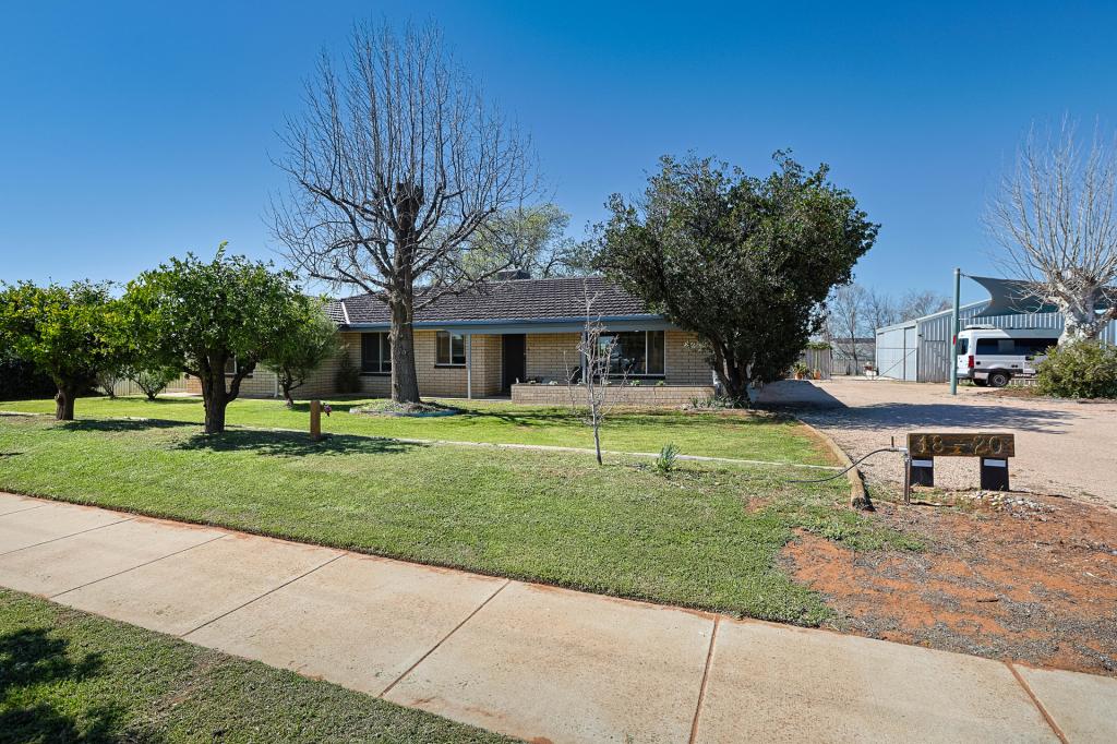 18-20 MELALEUCA ST, BURONGA, NSW 2739