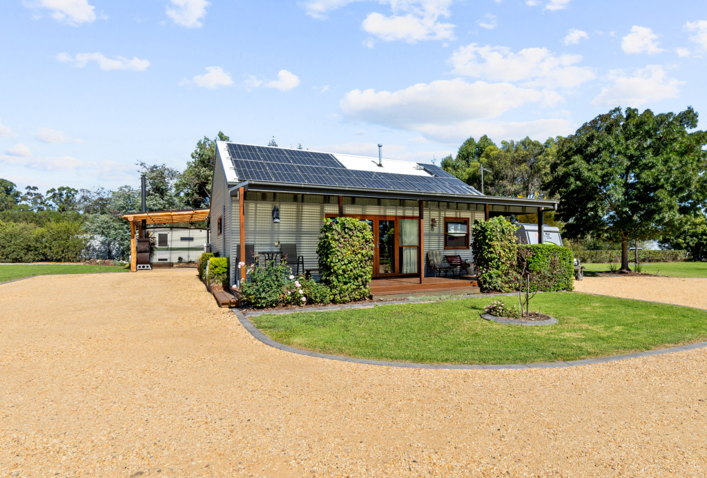 121 Victoria St, Briagolong, VIC 3860