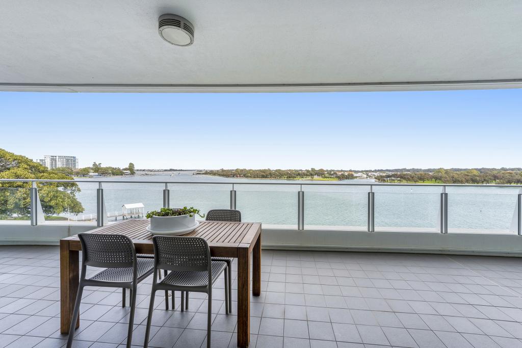 502/5 Marco Polo Dr, Mandurah, WA 6210