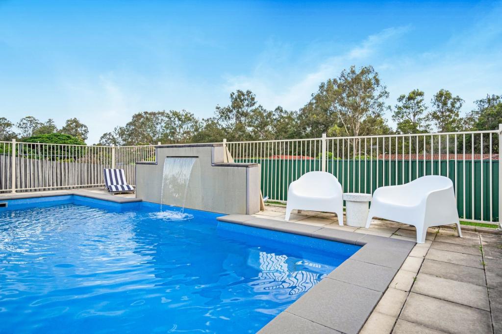 8 Lutton Ct, Boronia Heights, QLD 4124