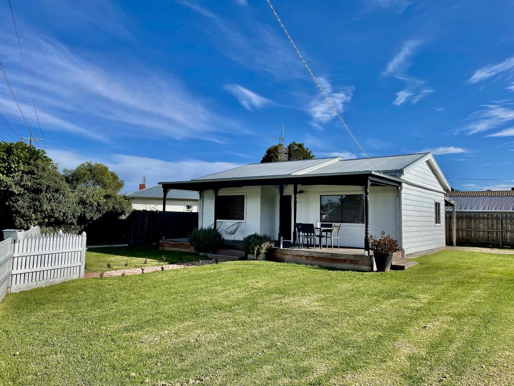 29 Princes Hwy, Lakes Entrance, VIC 3909