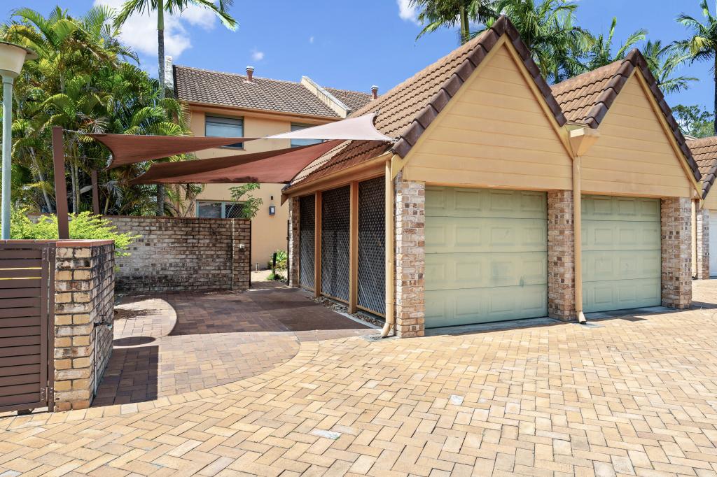 1/43 St Kevins Ave, Benowa, QLD 4217