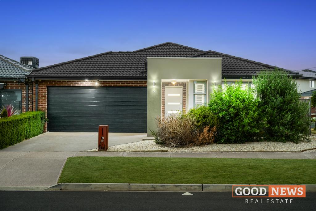 19 PERSIAN CRES, TARNEIT, VIC 3029