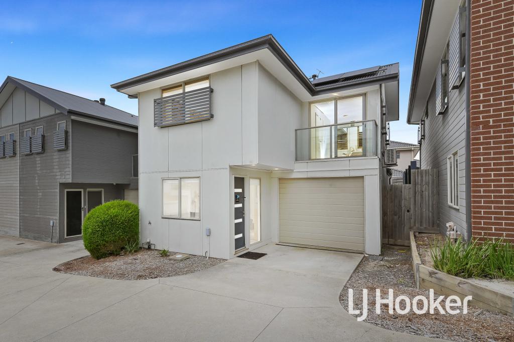 18 Sunshine Ct, Hampton Park, VIC 3976