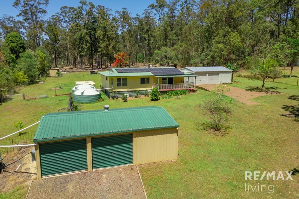 398 Crumpton Dr, Blackbutt North, QLD 4314