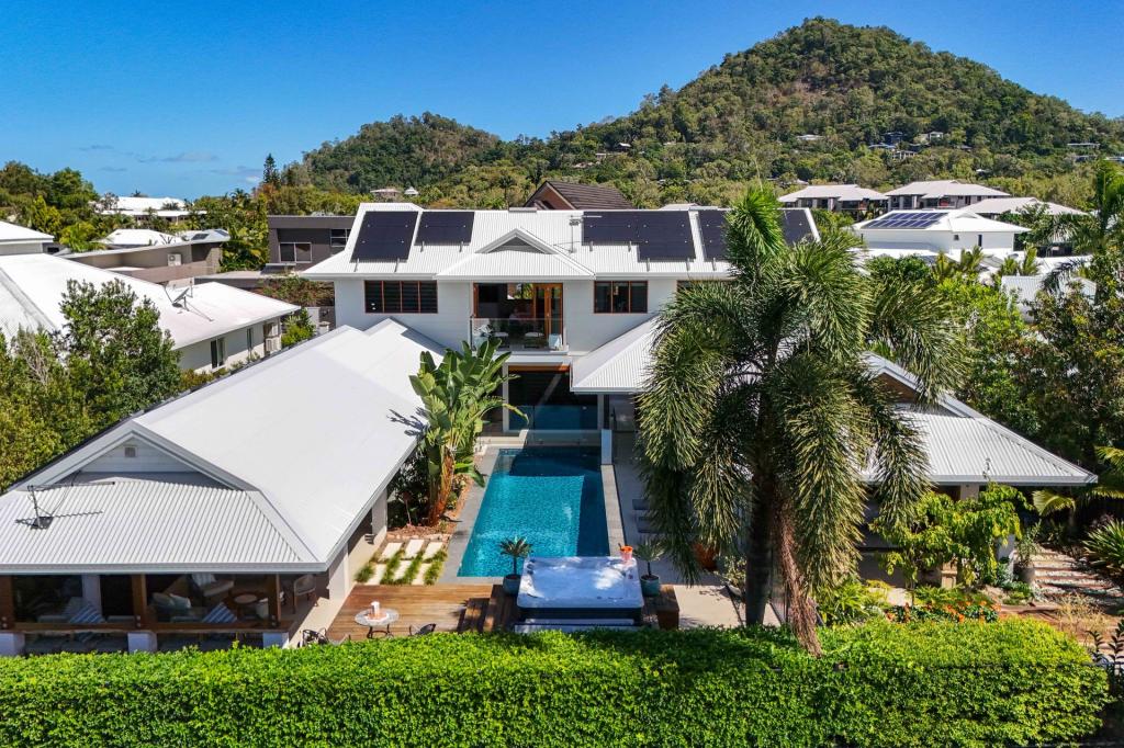 13 Lagoon Dr, Trinity Beach, QLD 4879