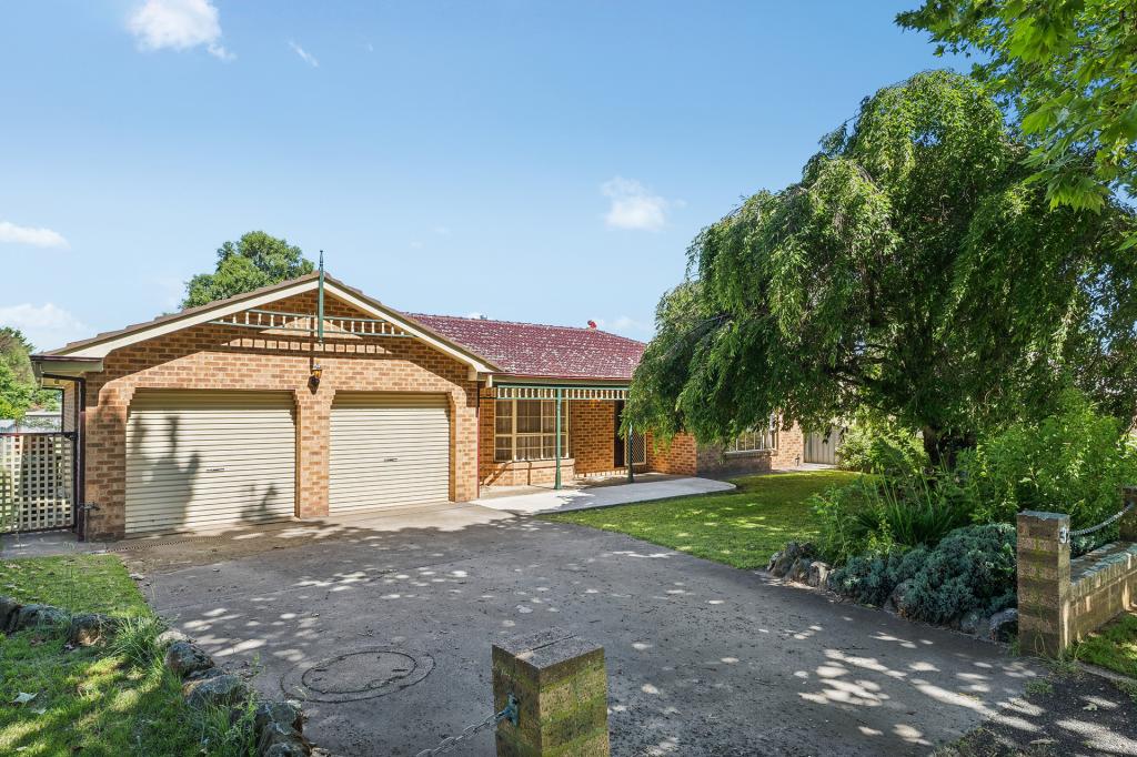 32 Worboys St, Spring Hill, NSW 2800