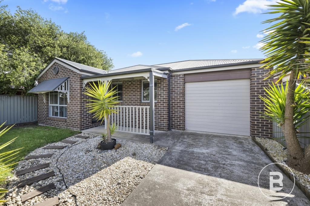 42 Yarra Park Dr, Sebastopol, VIC 3356