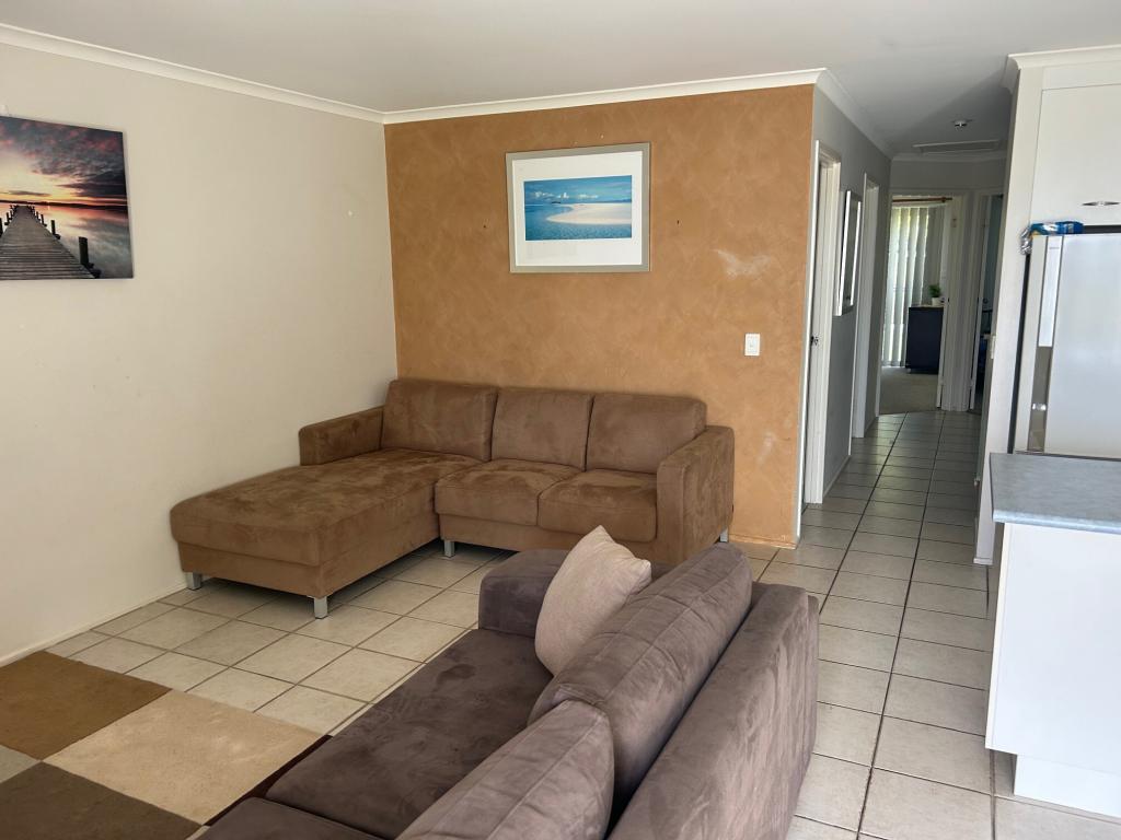 2/36 Manooka Dr, Rainbow Beach, QLD 4581