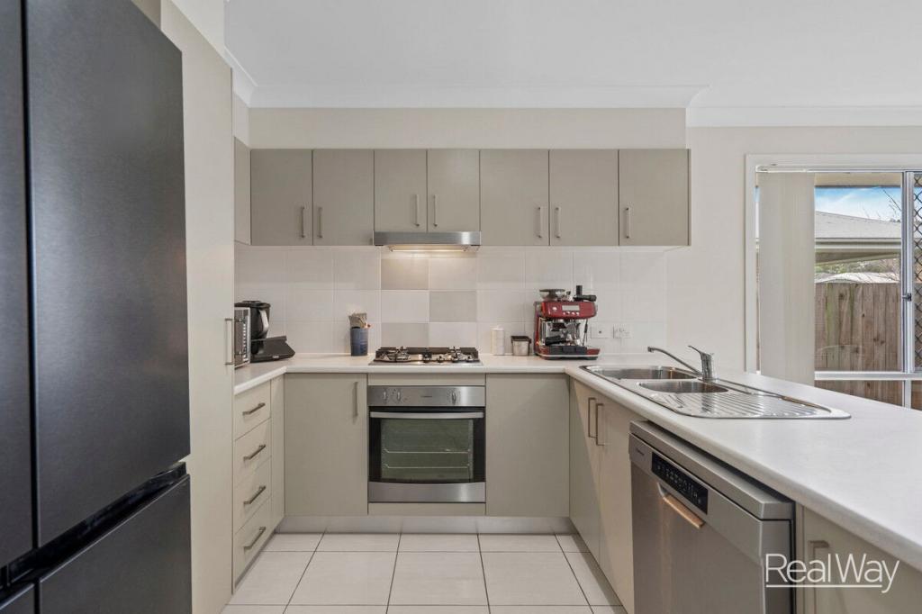 19 Ribbonwood St, Ripley, QLD 4306