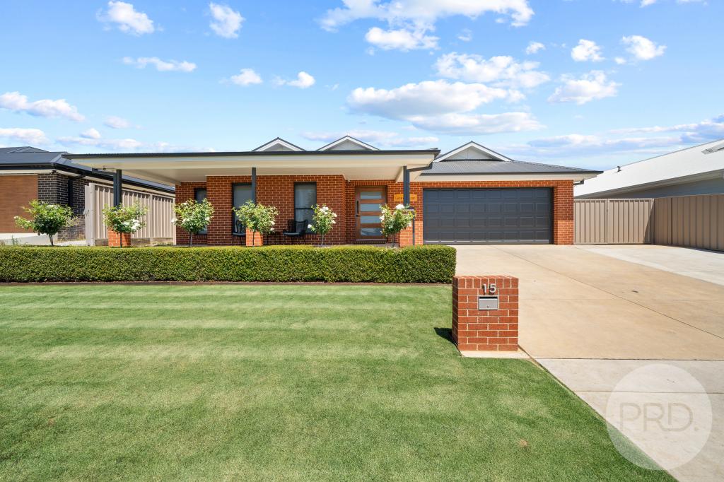 15 Gasnier Loop, Boorooma, NSW 2650