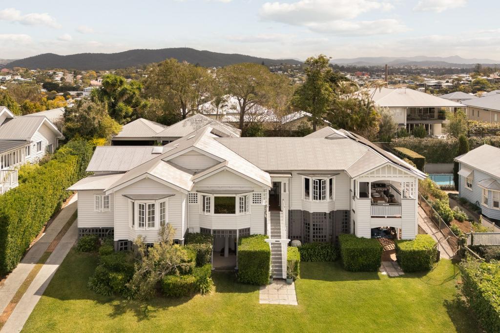 11 Watson St, Newmarket, QLD 4051