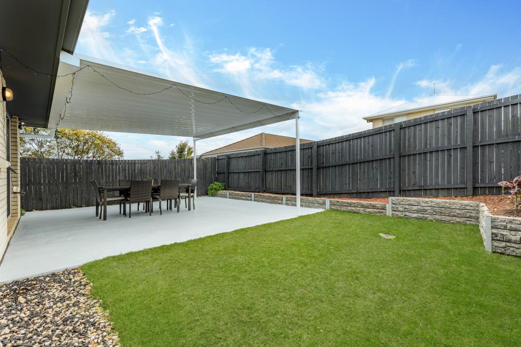 26 Shepherdson St, Dakabin, QLD 4503