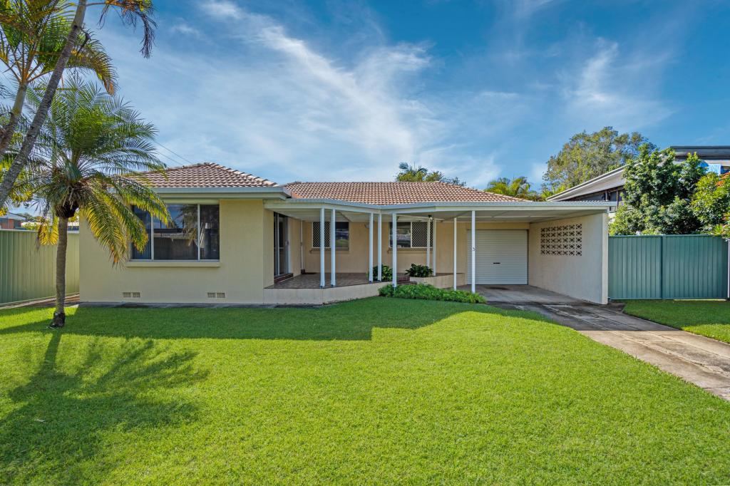 3 Kilmartin Esp, Biggera Waters, QLD 4216