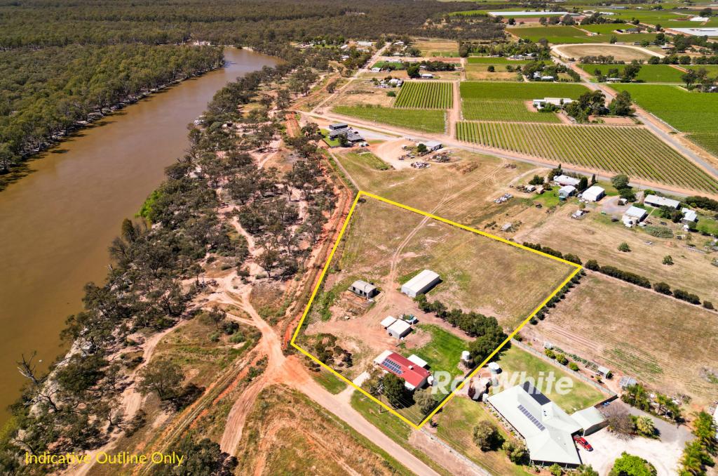 54 Adcock Rd, Robinvale, VIC 3549
