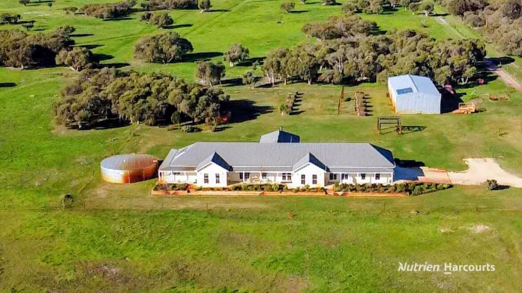 325 Bambun Rd, Gingin, WA 6503