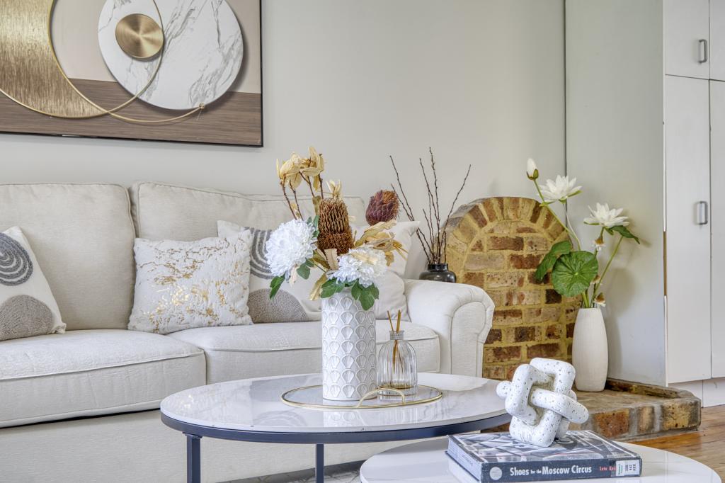 696 Pacific Hwy, Narara, NSW 2250