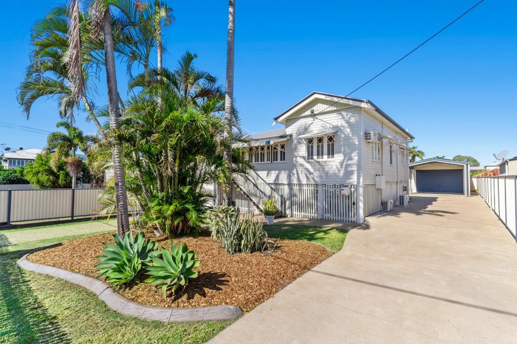 9 Highway St, Park Avenue, QLD 4701