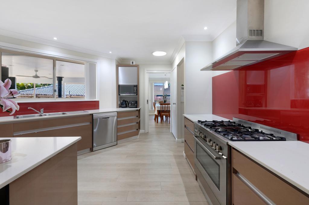 27 Hastings Cres, Carrara, QLD 4211