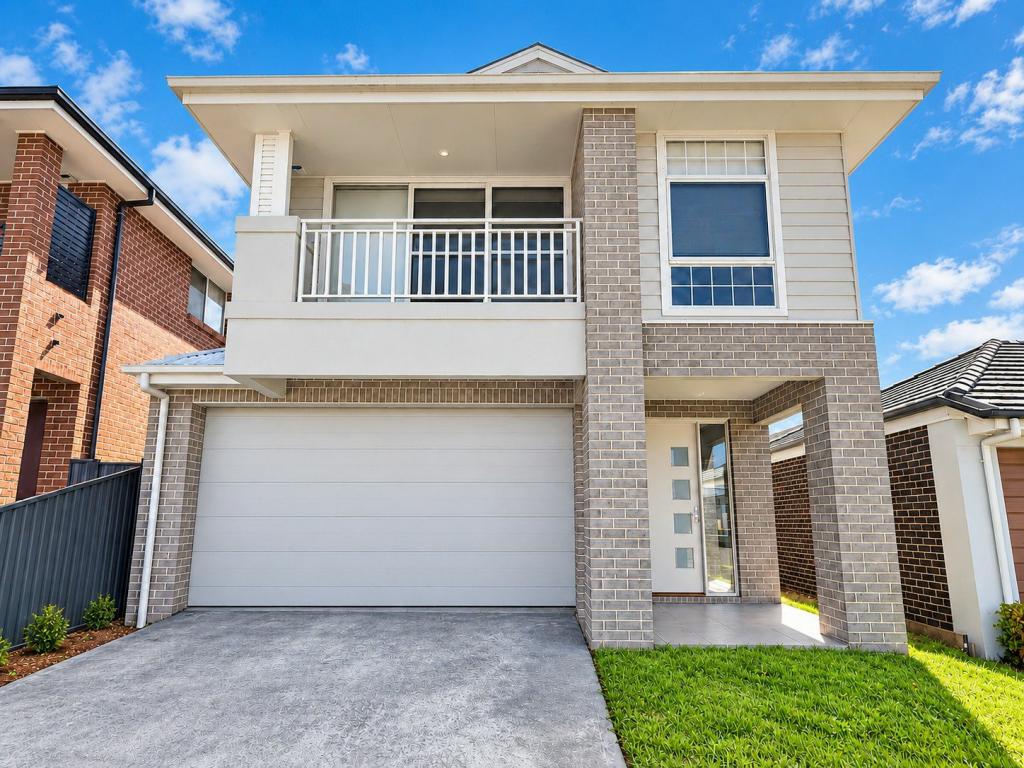 11 Greenhouse St, Austral, NSW 2179