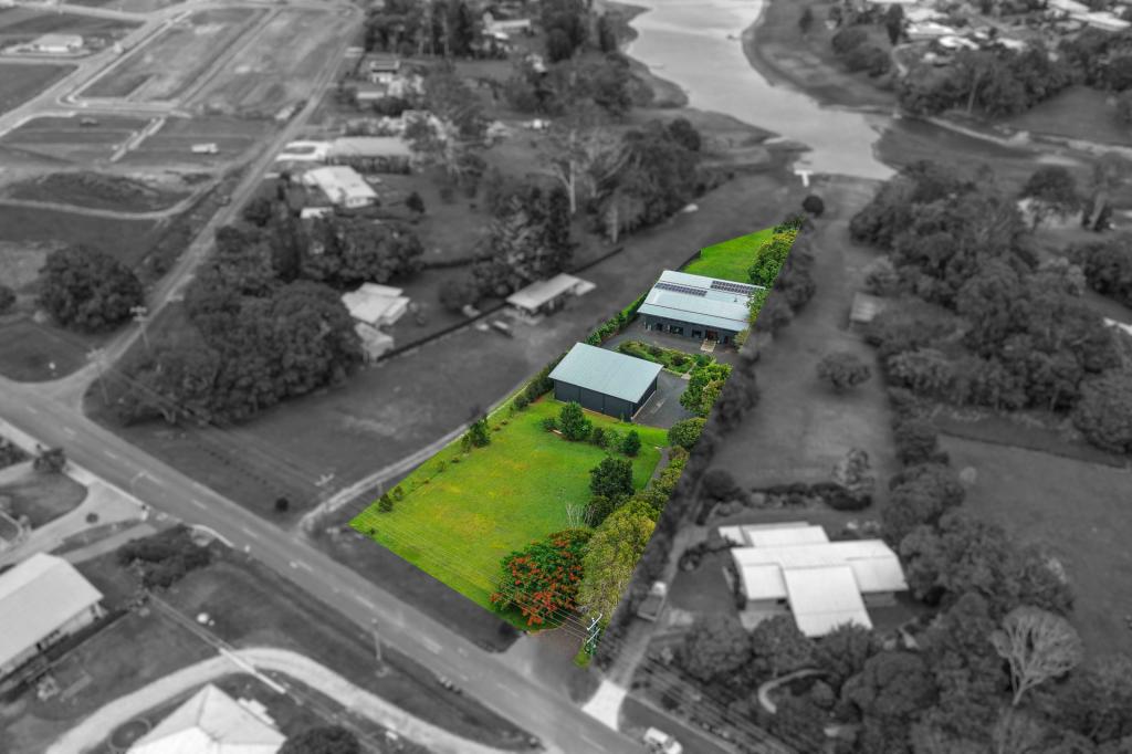 6 Williams Ave, Yungaburra, QLD 4884