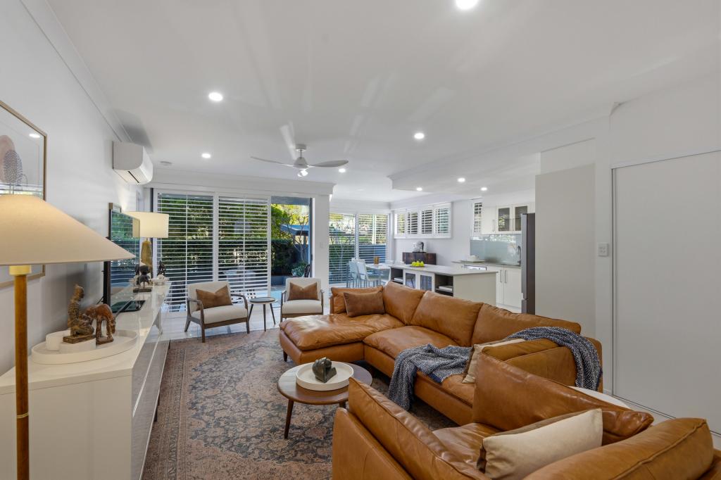 2/21 Ewart St, Burleigh Heads, QLD 4220