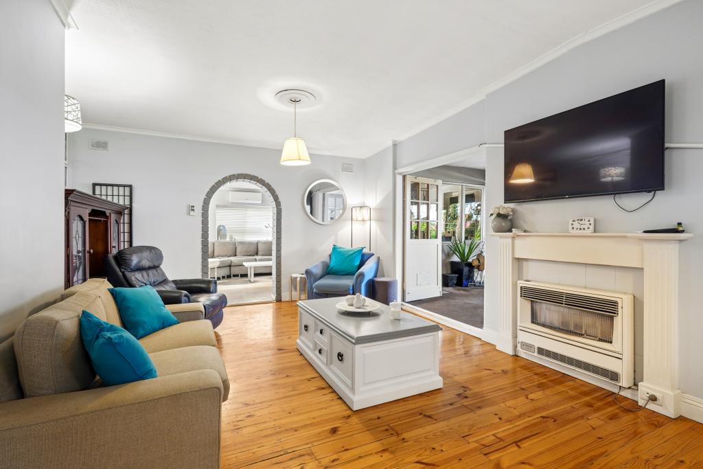 23 Graham St, Para Hills, SA 5096
