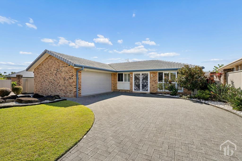 6 AUGUSTA PL, BANORA POINT, NSW 2486