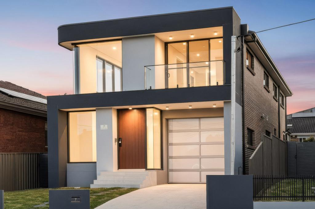 7 Mountview Ave, Beverly Hills, NSW 2209