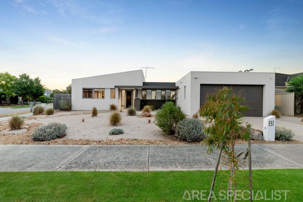 8 SPRING HILL RD, LANGWARRIN, VIC 3910