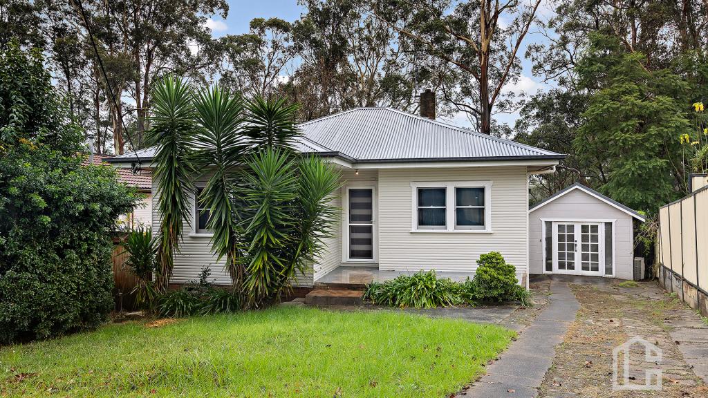 1 Moore Rd, Springwood, NSW 2777