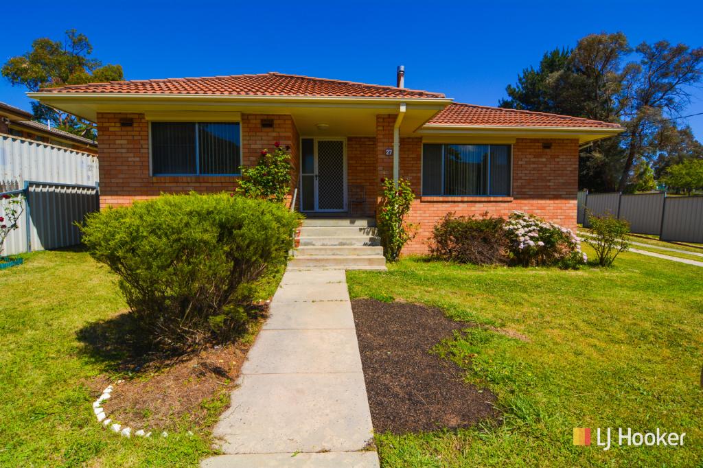 27 Amiens St, Lithgow, NSW 2790