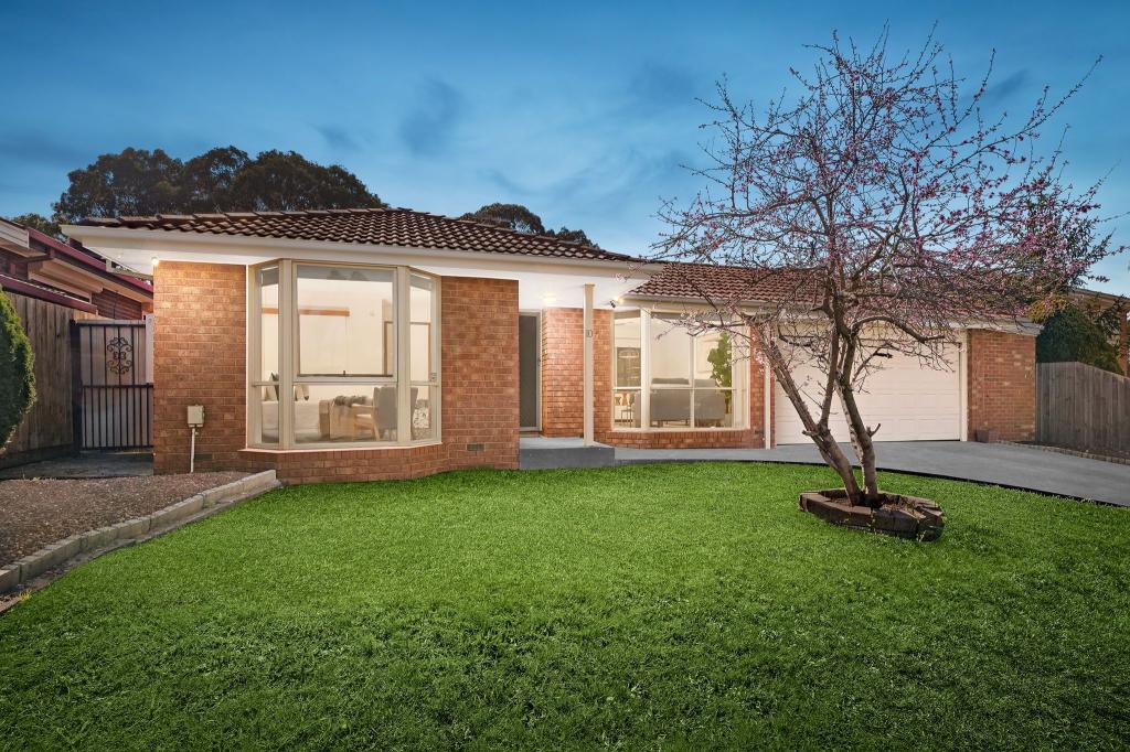 10 Grenda Dr, Mill Park, VIC 3082