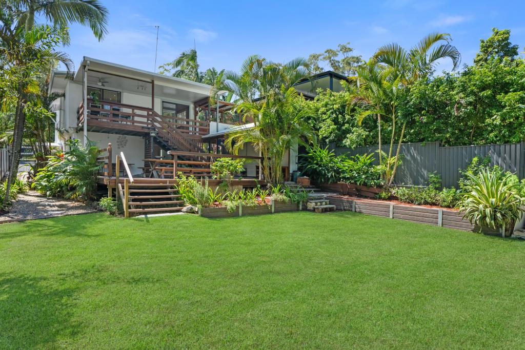 22 Golden Cres, Southport, QLD 4215