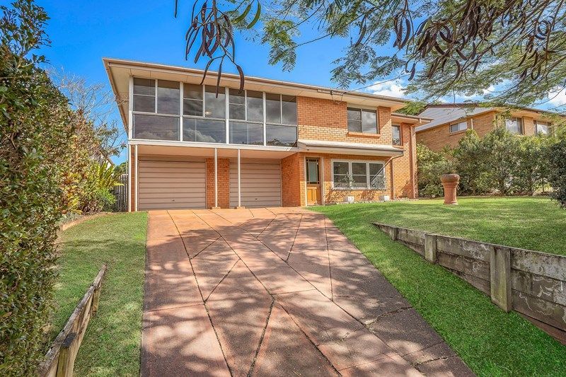 10 MILLINER ST, NUDGEE, QLD 4014