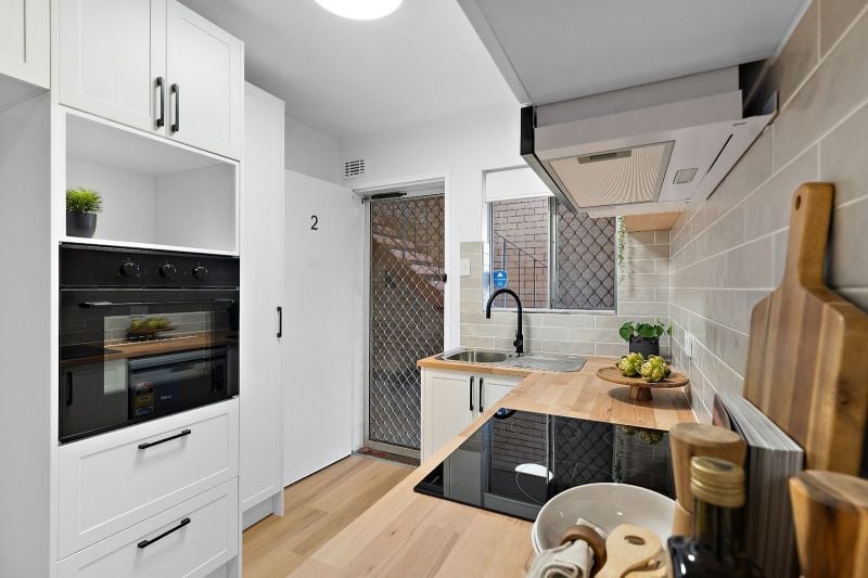 2/29 Heard Way, Glendalough, WA 6016