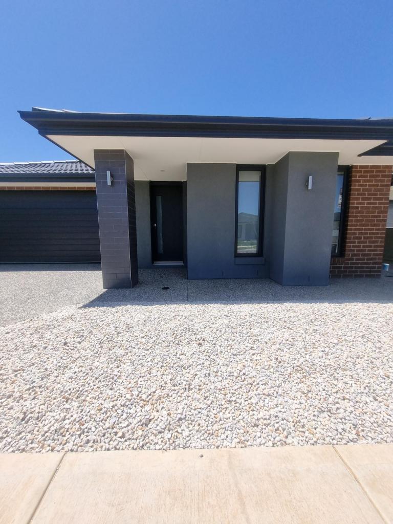 21 Wildcherry St, Fraser Rise, VIC 3336