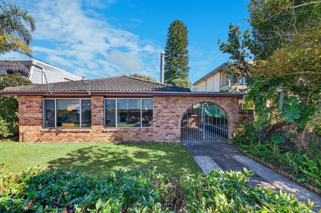 21 BREEZE ST, UMINA BEACH, NSW 2257