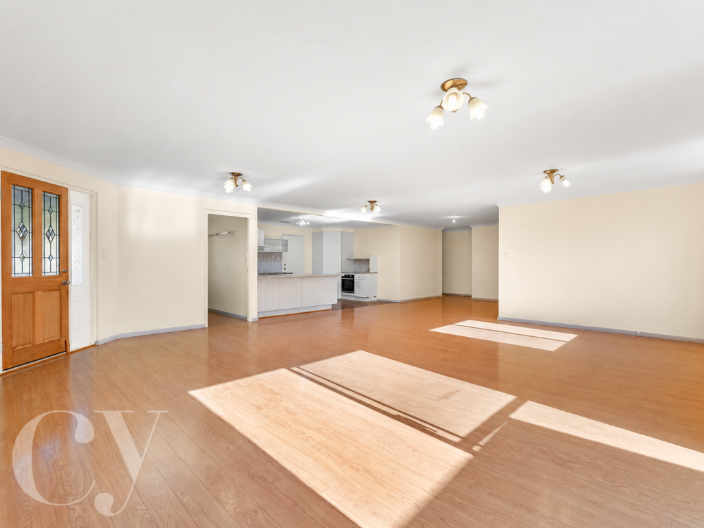 8b Westbury Cres, Bicton, WA 6157