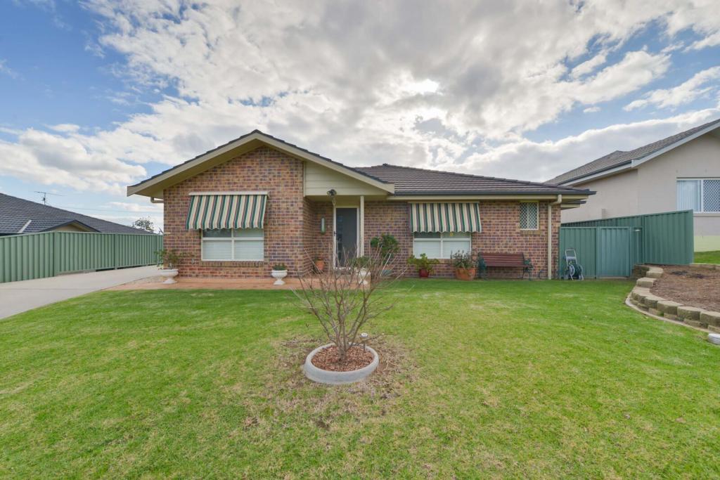 26 Banksia St, Oxley Vale, NSW 2340