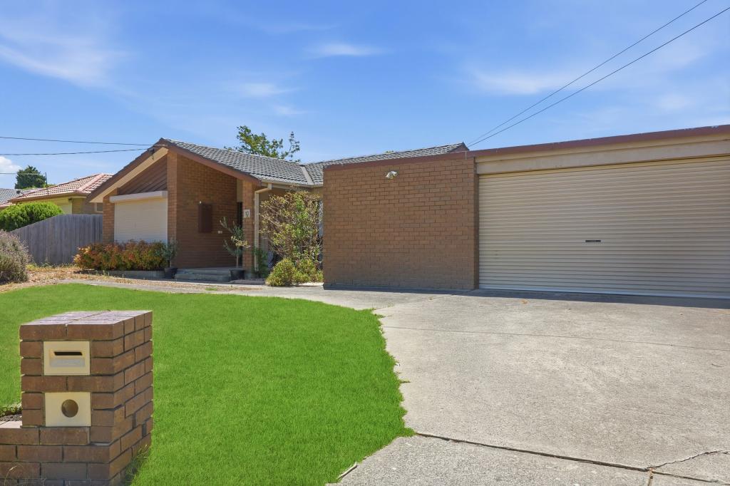 13 SERPENTINE CT, WERRIBEE, VIC 3030