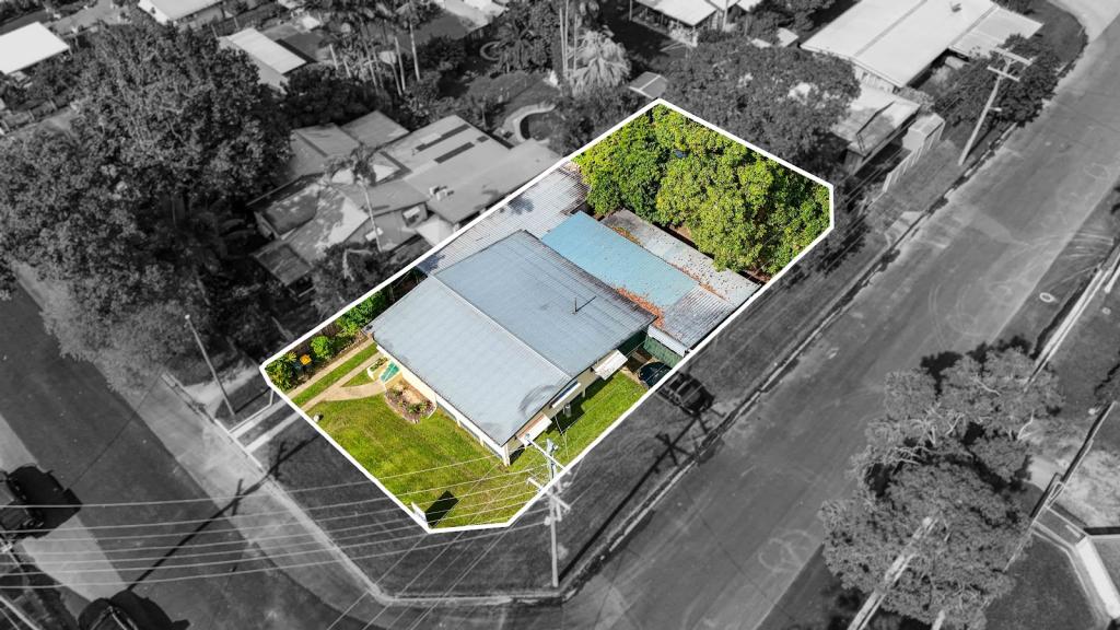 27 Hudson St, Whitfield, QLD 4870