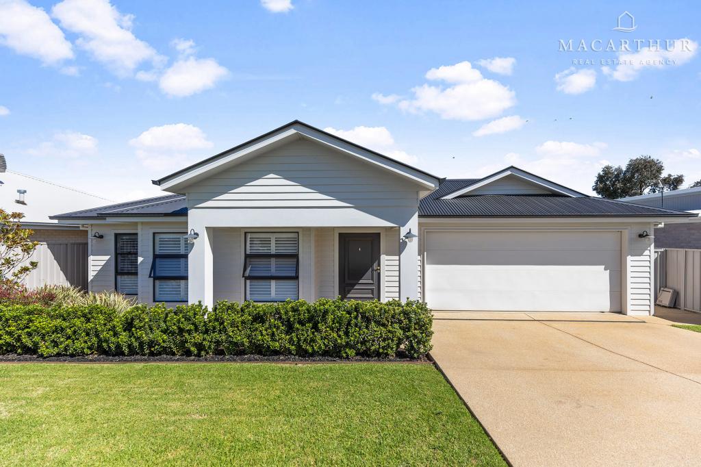 3 Dallas Ave, Gobbagombalin, NSW 2650