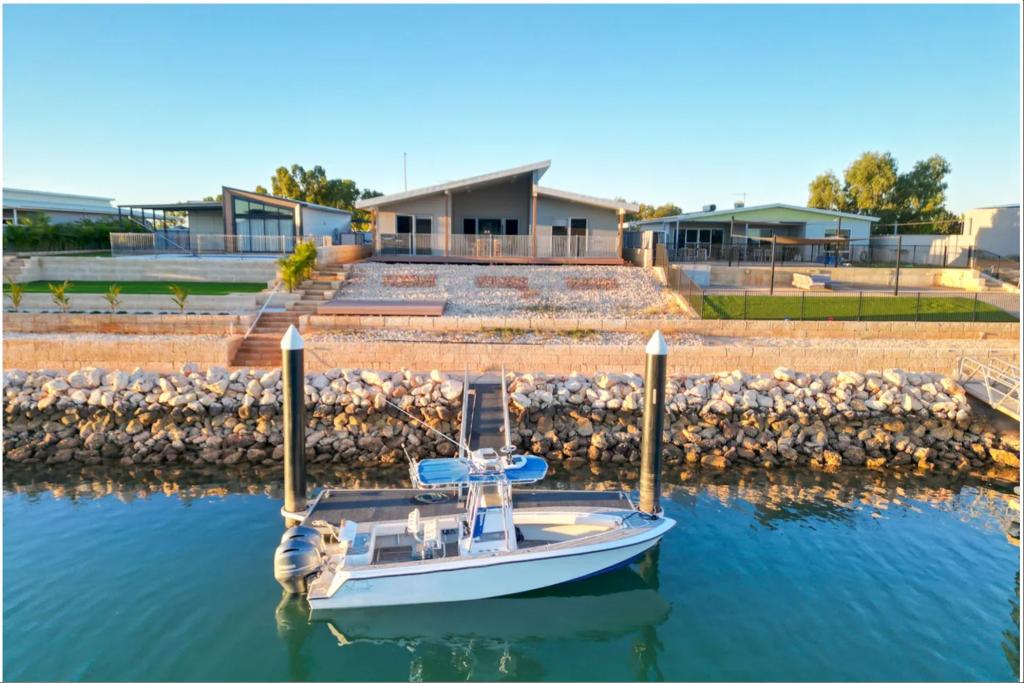 26 Madaffari Dr, Exmouth, WA 6707