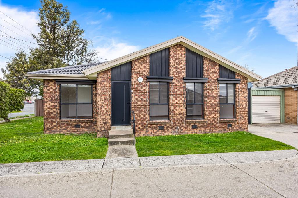 1 Alexandra Cl, Sebastopol, VIC 3356