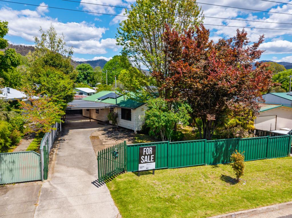 36 Valley Ave, Mount Beauty, VIC 3699