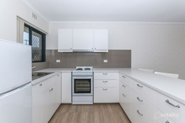 20/60 STANLEY ST, SCARBOROUGH, WA 6019