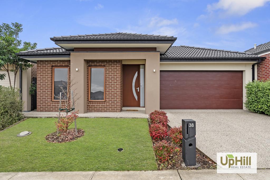 38 Ashbury Rise, Berwick, VIC 3806