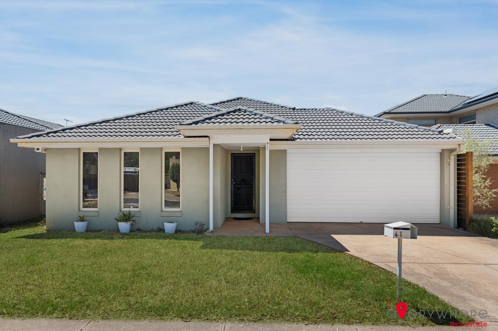 41 Monterey Bay Dr, Point Cook, VIC 3030